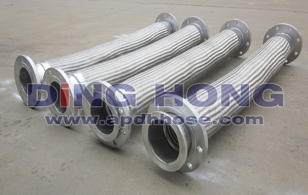 Carbon steel flange joint flexible hose
