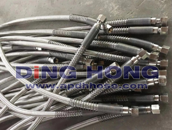 Flexible Gas Hose With Spiral Wire Protection